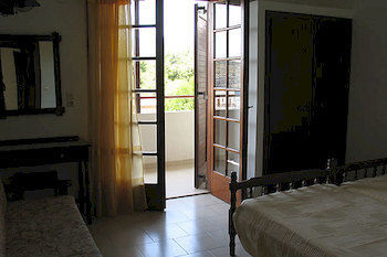 Voula Apartments Aegina Luaran gambar