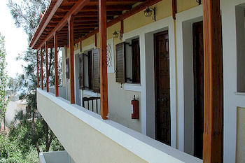 Voula Apartments Aegina Luaran gambar